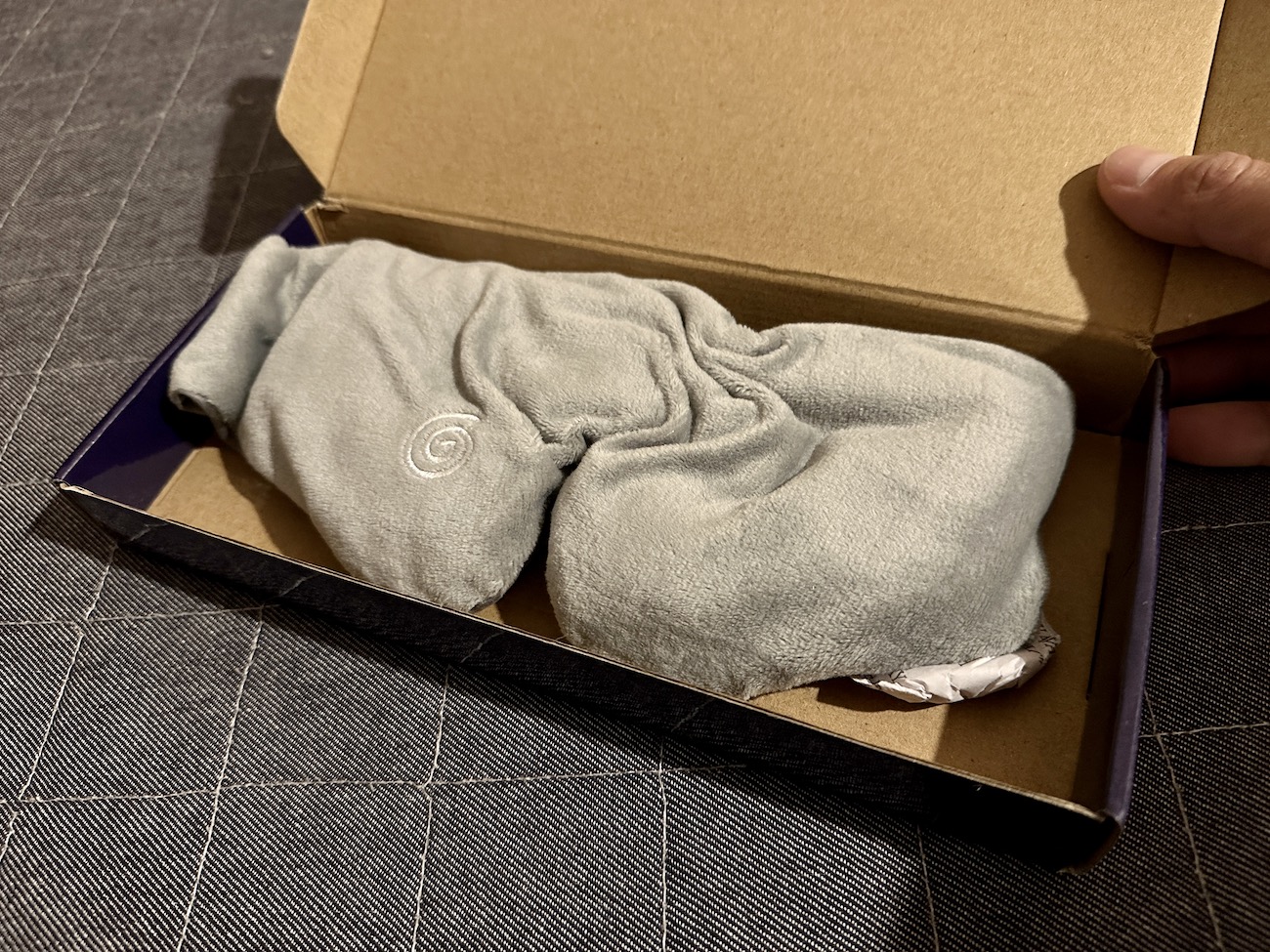 大谷翔平選手が愛用する「加重アイマスク」を使ってみた | ロケット