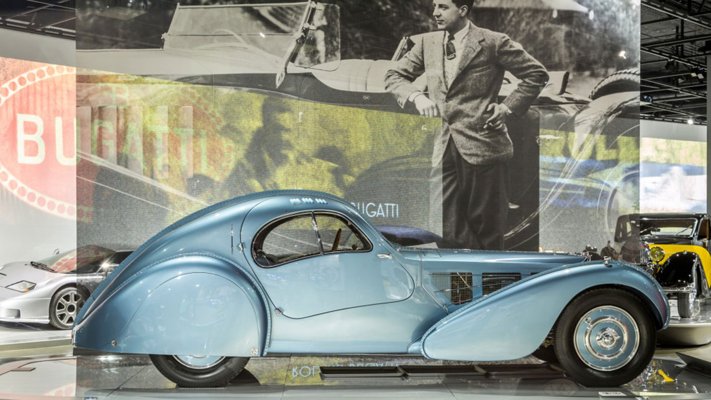 02_1935-bugatti-type-57sc-