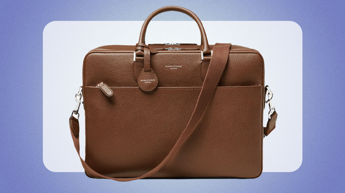 Robb Recommends: The Briefcase/Weekender Hybrid That Makes