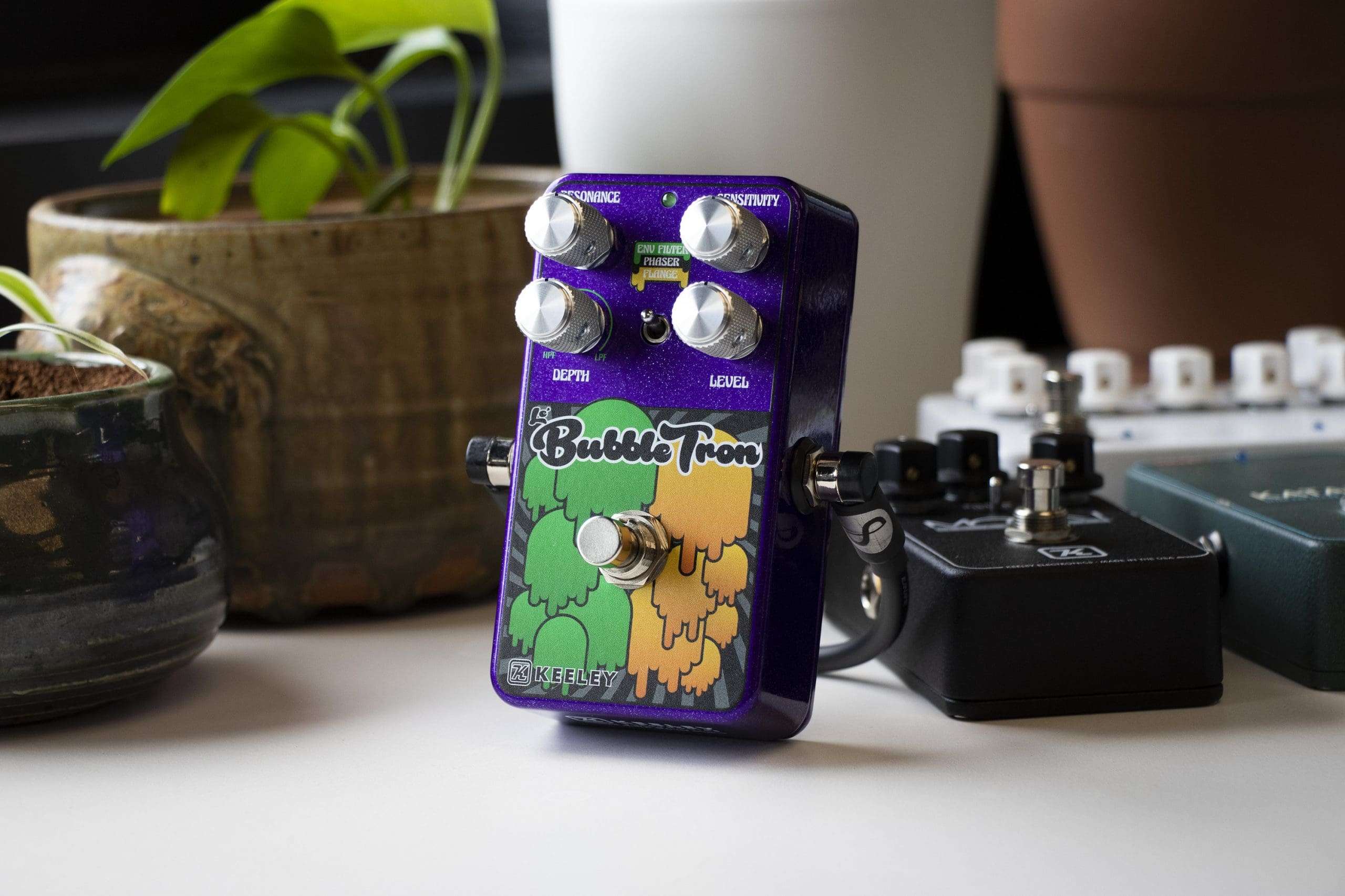 Ler Bubble Tron - Keeley Electronics Guitar Effects Pedals