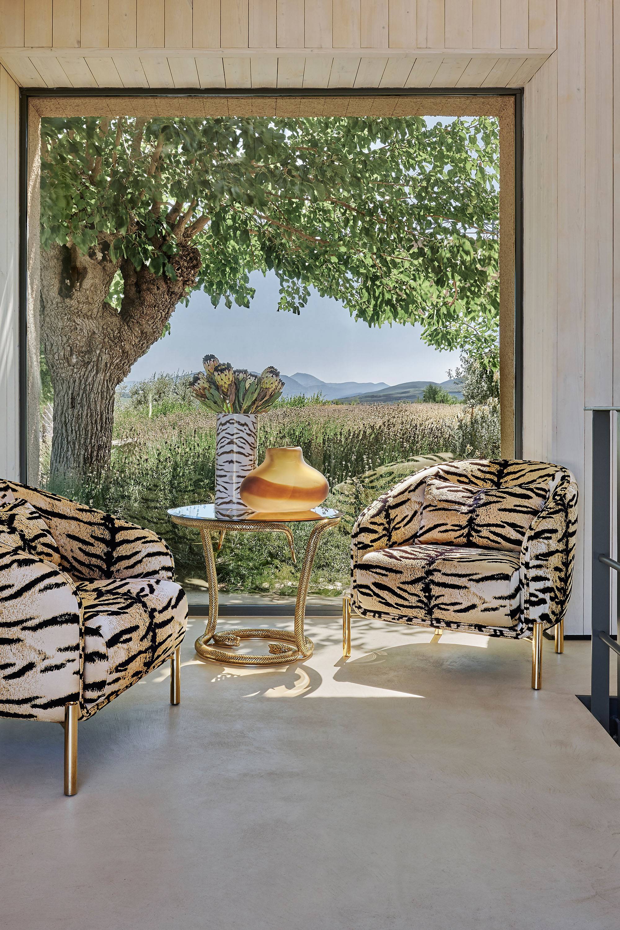 CLIFTON - armchair | Roberto Cavalli Home Interiors