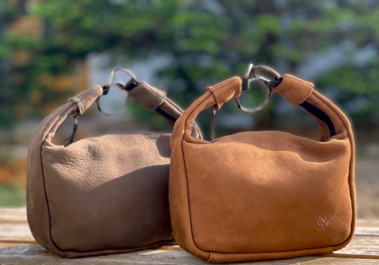 エゾ鹿革のミニショルダーバッグ - ROKUBO( ロクボー ) 北海道