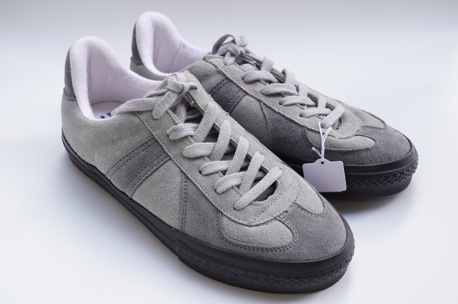 REPRODUCTION OF FOUND for Graphpaper German Military Trainer col