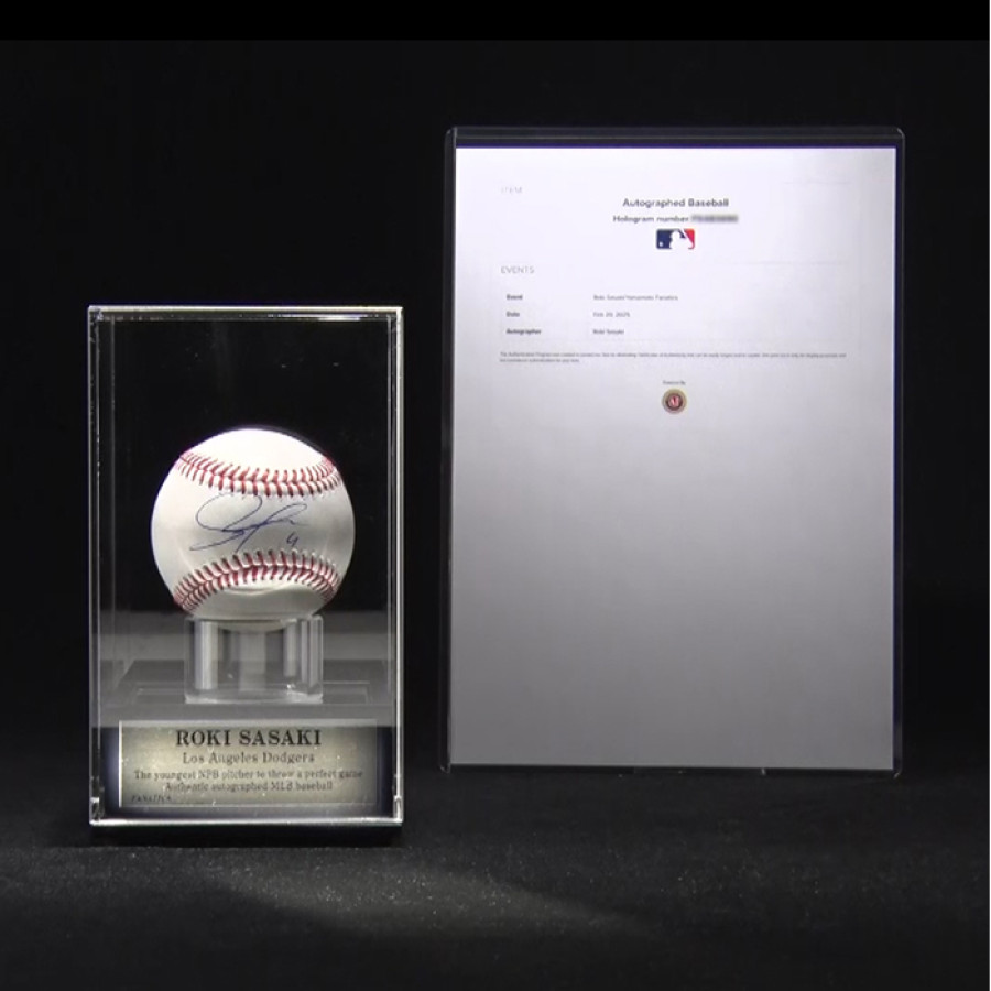 佐々木朗希 直筆サイン入りMLB公式試合球 ディスプレイケース入り