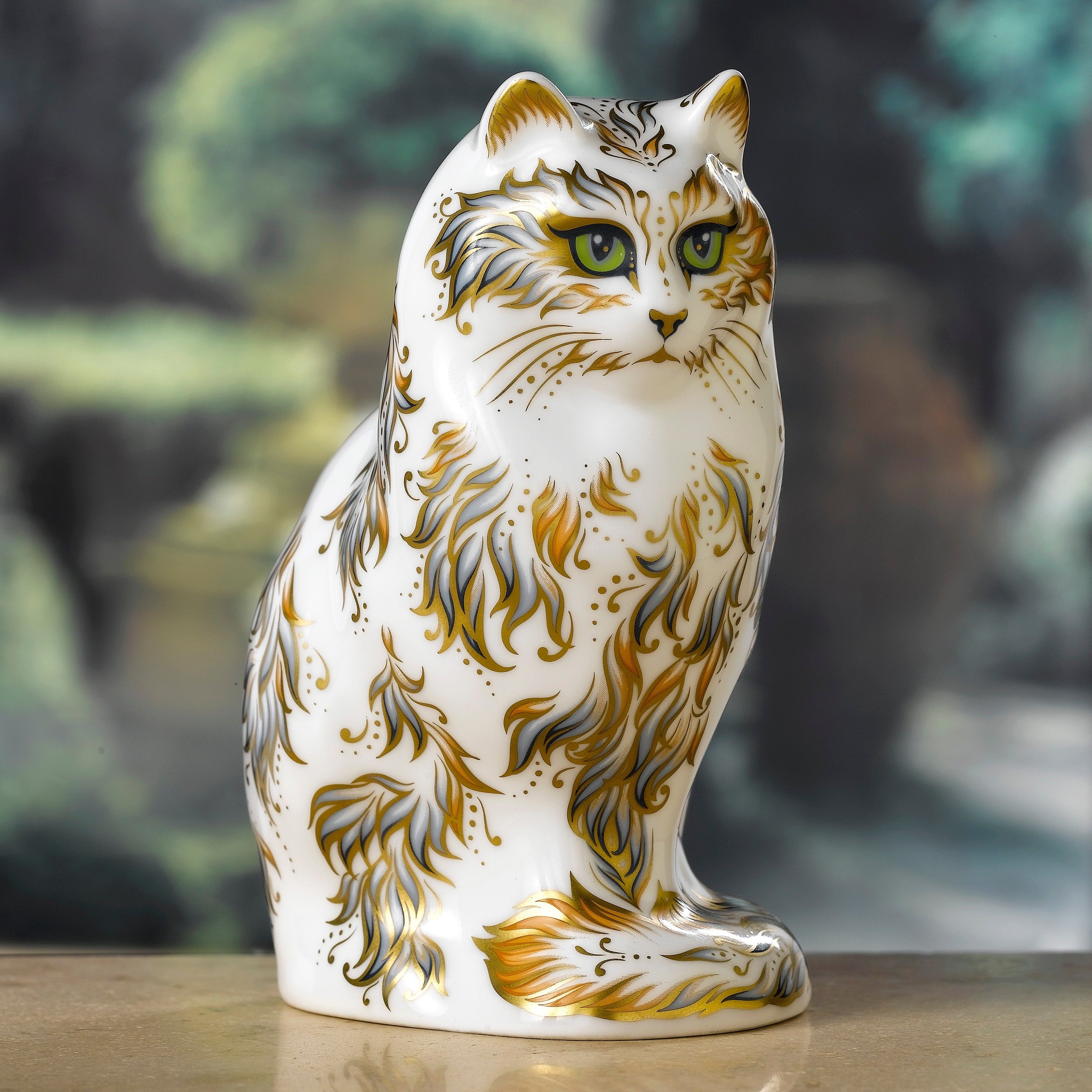 ペーパーウェイト フィフィ猫 – ロイヤルクラウンダービー