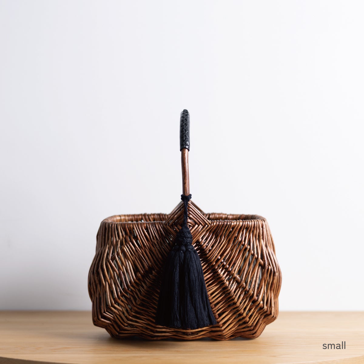 Pale Jute weekend basket | 石田ゆり子さんが一緒に暮らすものたち