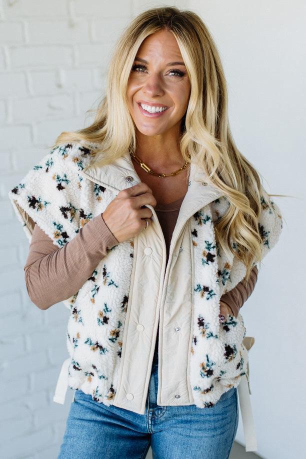 Floral Print Sherpa Vest – RubyClaire Boutique