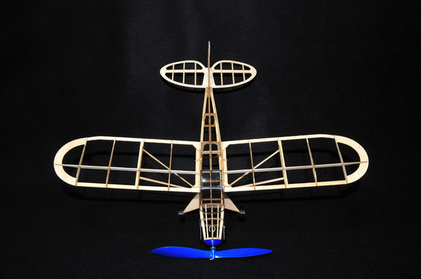 ゴム動力プロペラ飛行機・ゴム動力竹ひご飛行機・工作飛行機・バルサ材