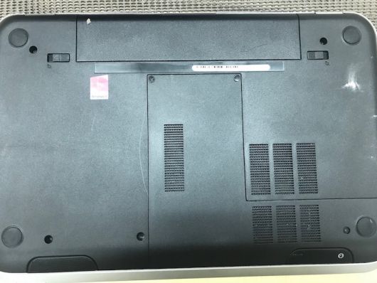 DELL Inspiron 電源が全く入らない 修理しました。 - パソコン修理専門