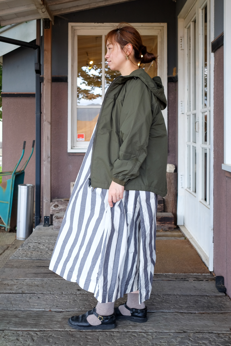 Veritecoeur サイドボックスプリーツワンピース - SUSCON + RUSTIC