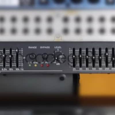 Roland EQ-215 15-band rack-mount graphic equalizer | Reverb