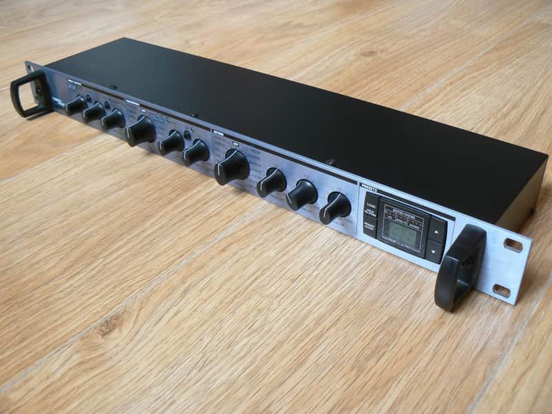 TC Electronic M300 Dual Engine Effects Processor | Reverb