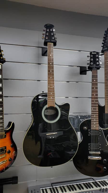 Applause by Ovation AE 138 Electro Acoustic With Case ! | Reverb