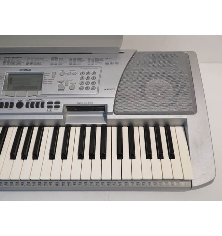 Yamaha PSR-450 61 Key Portable Keyboard with Disk Drive – Boxed