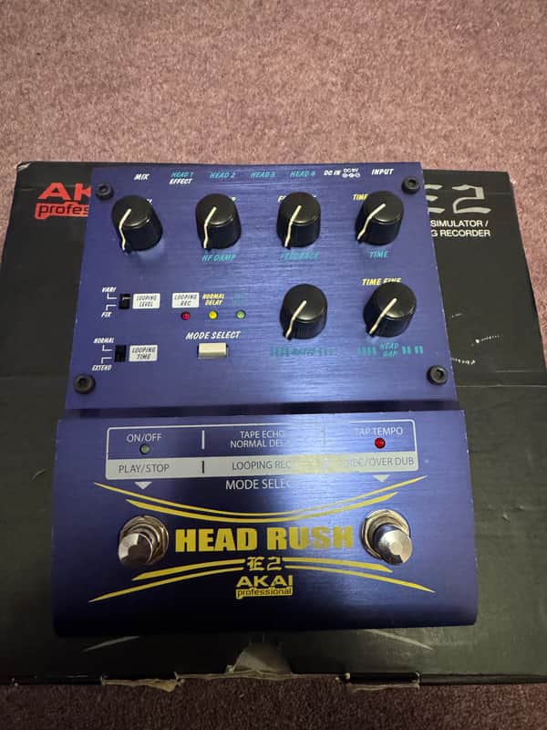 Akai E2 Headrush Delay/Looper | Reverb UK