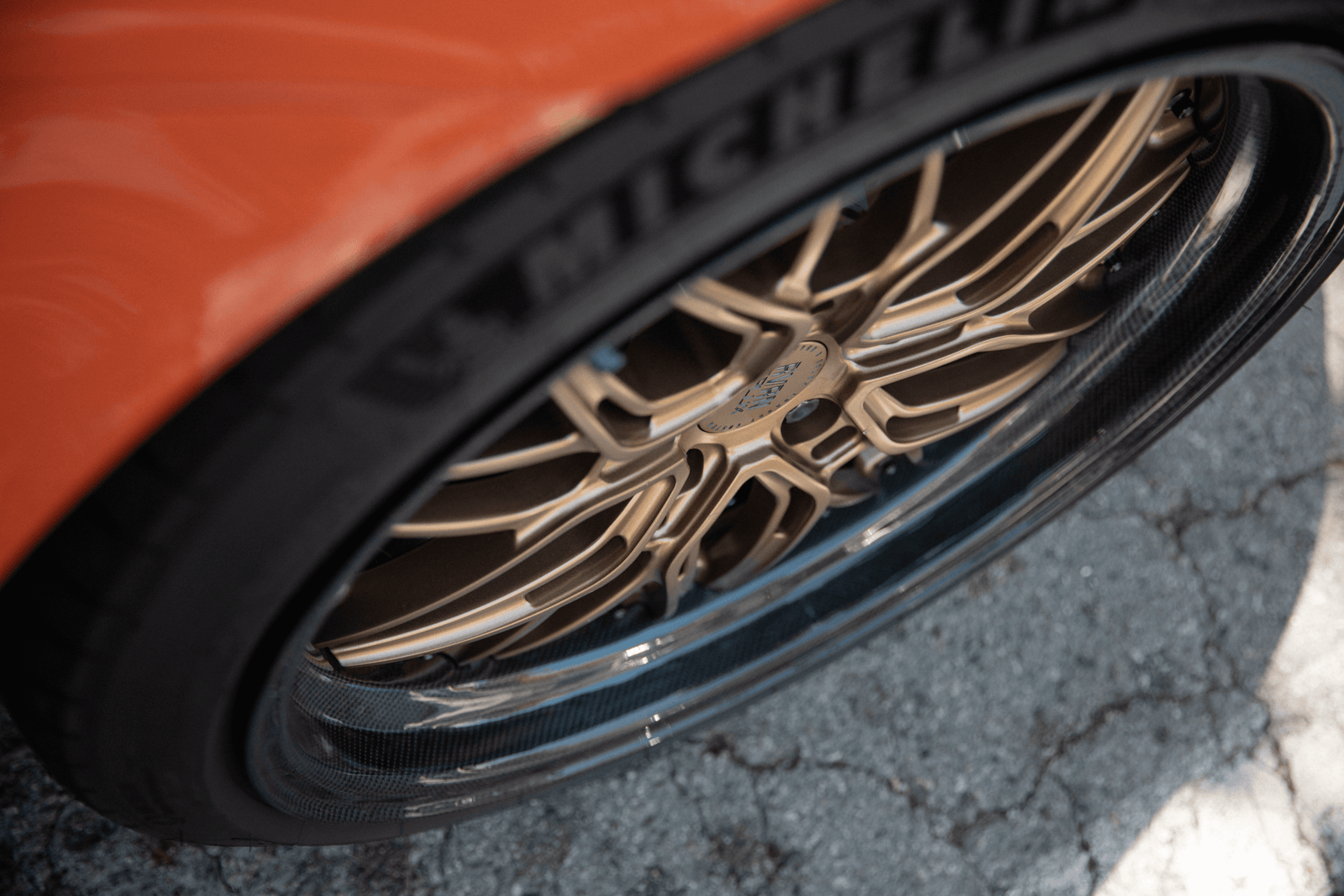 Dodge Challenger Hellcat Custom Deep Dish Wheels: RV-T081 – RVRN