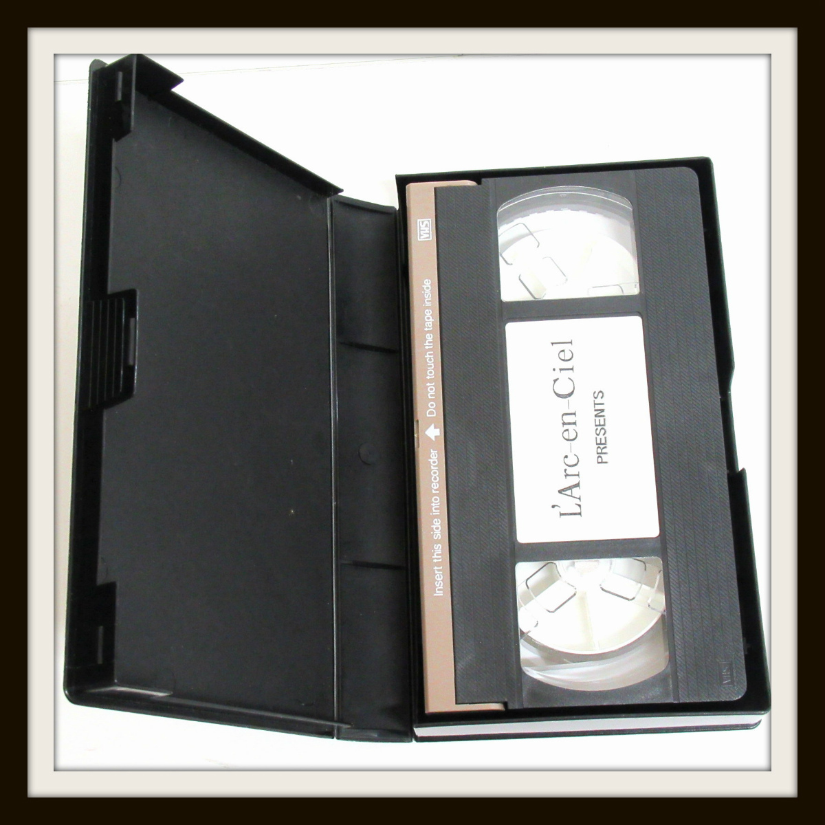 ラルク】L'Arc～en～Cielのインディーズ時代の超激レアCD＆VHS紹介