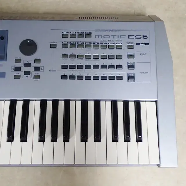 宅配買取】ヤマハのシンセサイザー『MOTIF ES6』を群馬県前橋市の