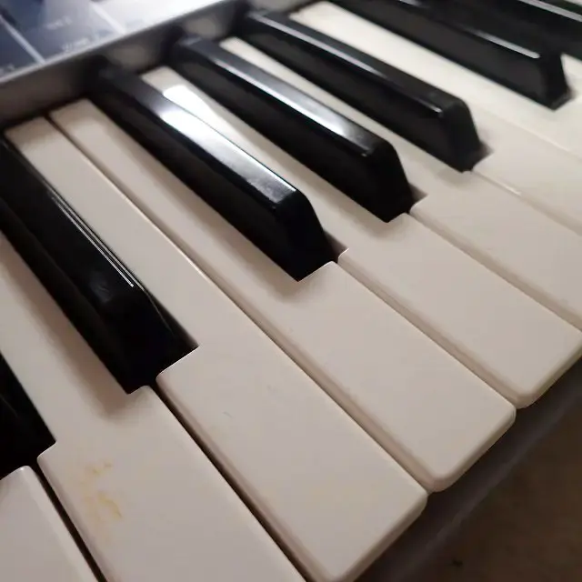 宅配買取】ヤマハのシンセサイザー『MOTIF ES6』を群馬県前橋市の