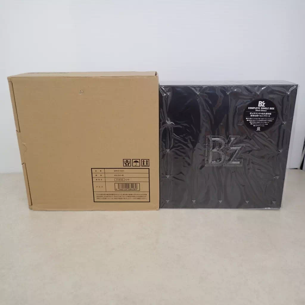 買取実績】『B'z COMPLETE SINGLE BOX Black Edition』をお譲り