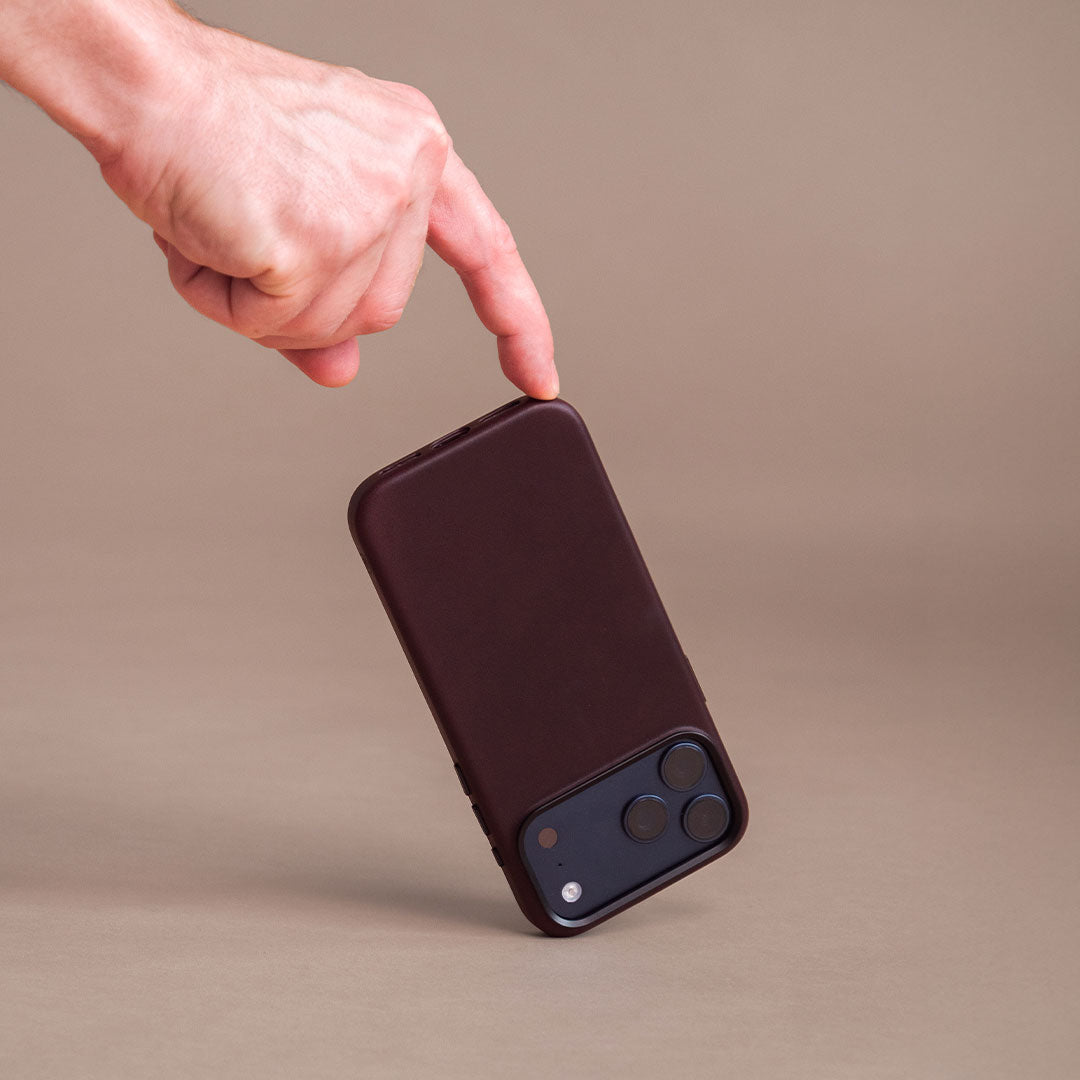 Leather iPhone 17 Pro Shell Case Metal, MagSafe - Dark Brown