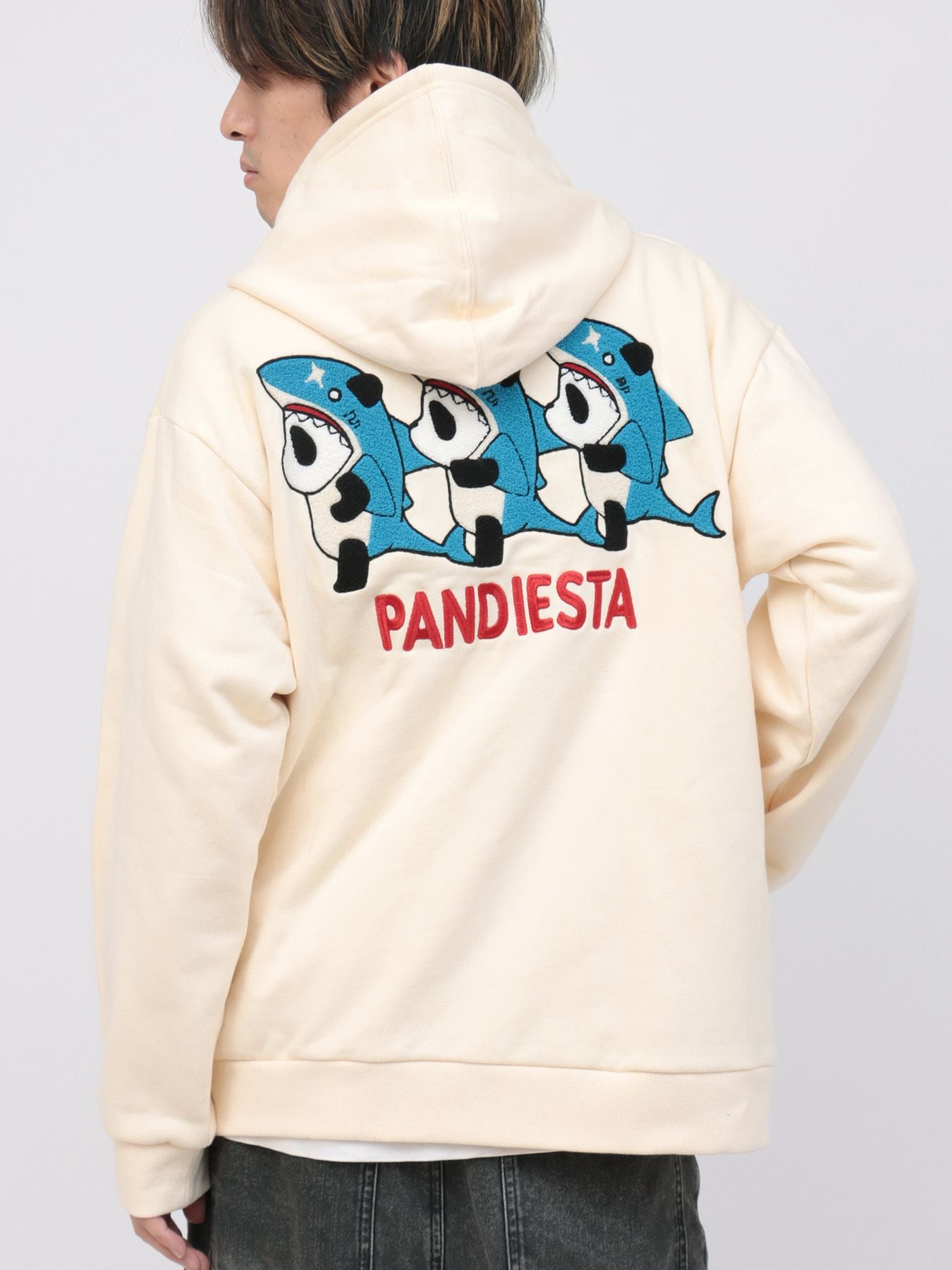 PANDIESTA JAPAN】“パンダorシャーク??”サガラ刺繍入りZIPパーカー