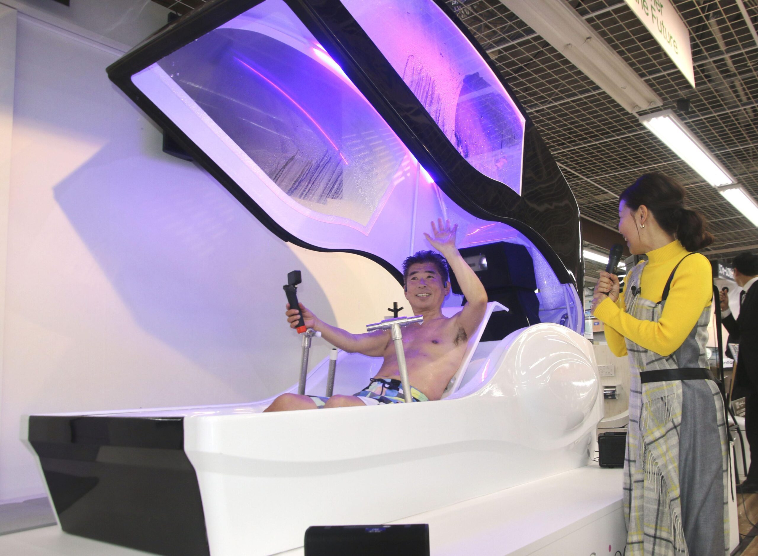 人間洗濯機」 ヤマダが販売 万博で人気、6千万円