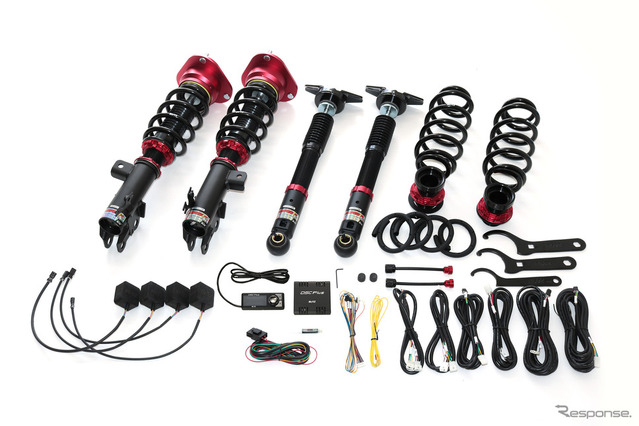 カローラクロスHV』を快適にローダウン＆スタイリッシュにリフトアップ