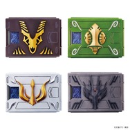 仮面ライダー龍騎」Vバックル、アドベントカード、ドラグバイザーが