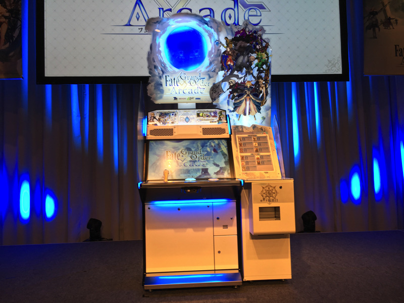 FGO アーケード』筐体細部＆実物カードを写真で紹介！アルトリアが出