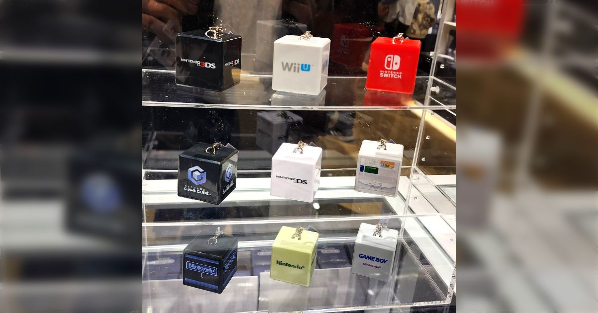 ニンテンドーミュージアムで「歴代ハードの起動音が鳴る神キーホルダー