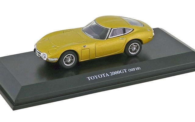 トヨタ 2000GT のミニカー＆切手セット、郵便局で限定販売 3月28日より