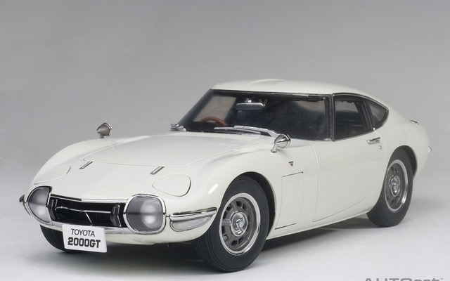オートアート、トヨタ 2000GT 1/18スケールモデルを新規金型で