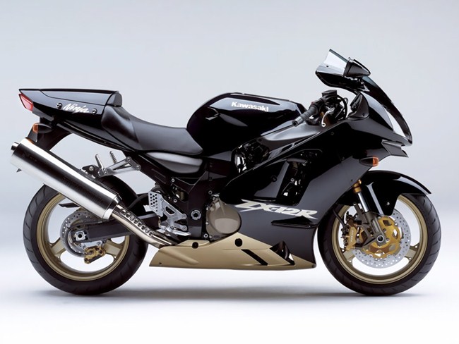 KAWASAKI Ninja ZX-12R (2004-2005) Specs, Performance & Photos