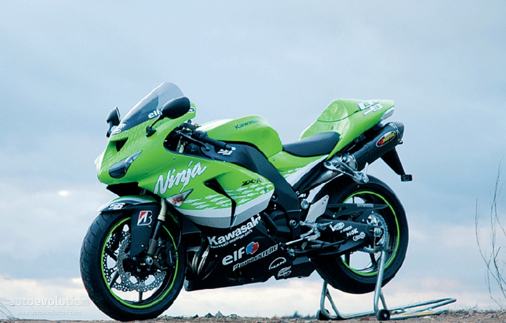 KAWASAKI Ninja ZX-10R MotoGP Replica (2007) Specs, Performance