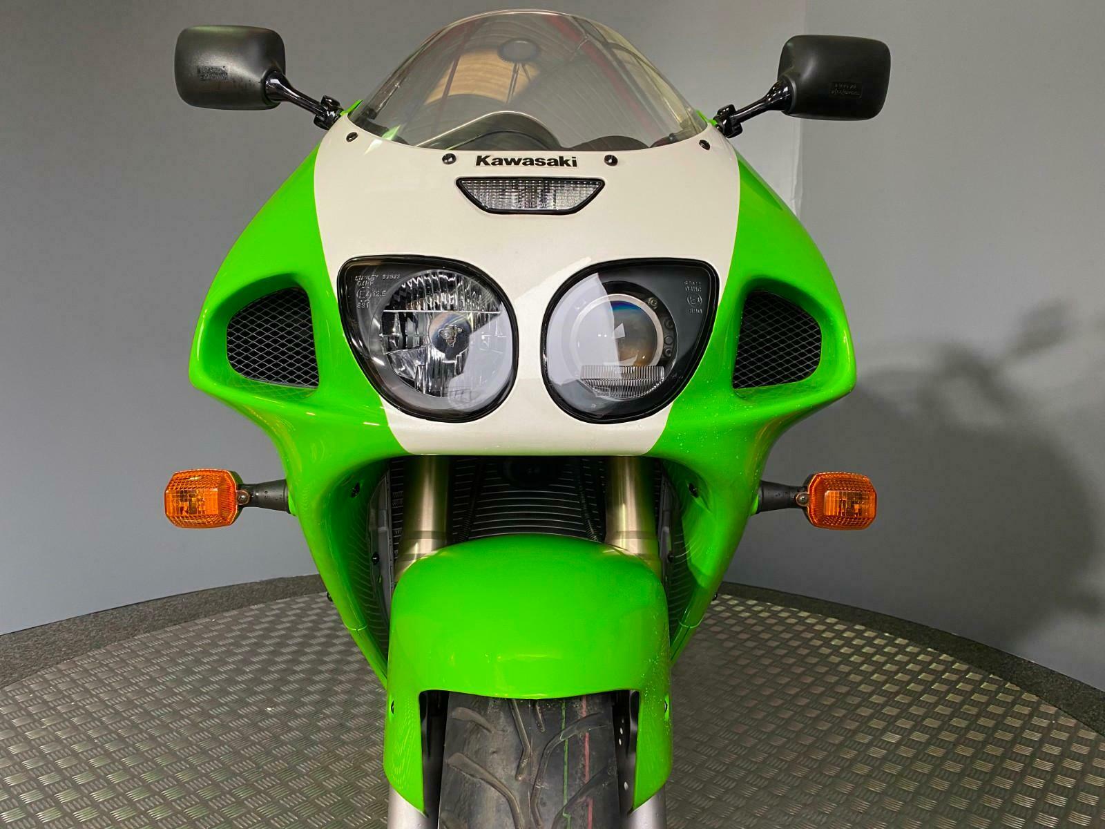 Zero-Mile 1996 Kawasaki ZX7-RR Was Never Started, Is Priced Like A