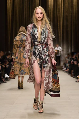 Burberry Prorsum Autumn Winter 2014 Runway Review