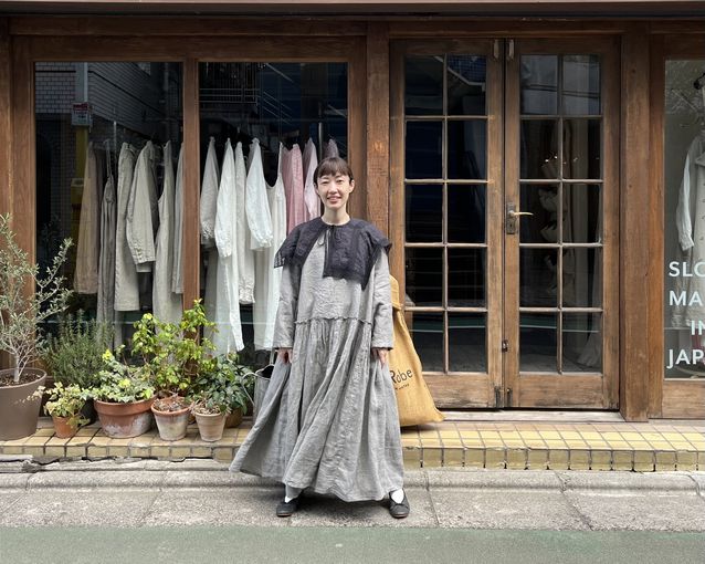 ネストローブリネン天然染めリーフカラーブラウス