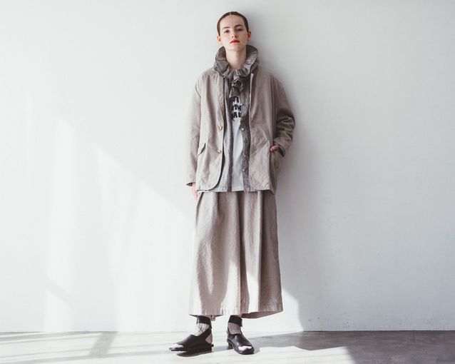 ネストローブリネン天然染めリーフカラーブラウス