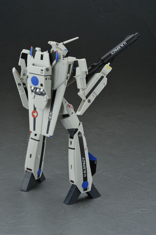 再販】やまと マクロス 1/60 完全変形 VF-1A マックス機｜ホビーの総合