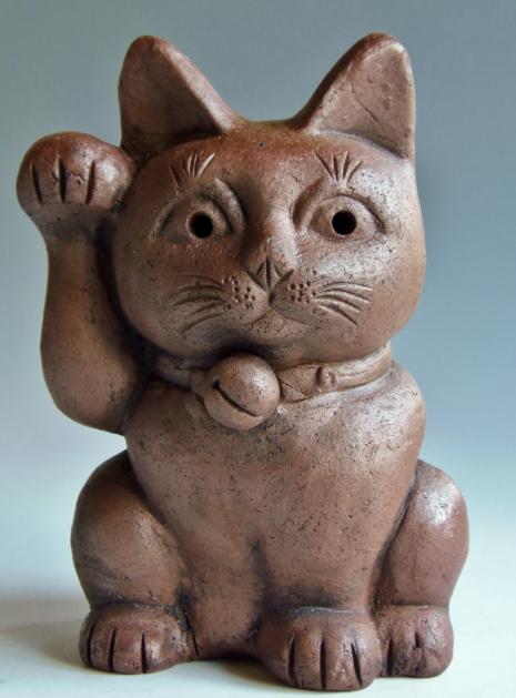 城南骨董-古備前焼 置物 猫 右招き猫 1095