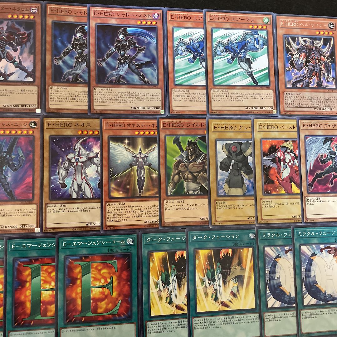 遊戯王 遊戯王 本格構築HEROデッキ40枚＋E X15枚 本格構築HEROデッキ40
