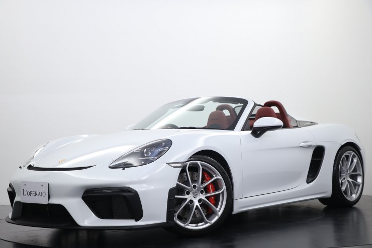 ポルシェ 718 Spyder 6MT ワンオーナー 走行距離50km未満 オプション