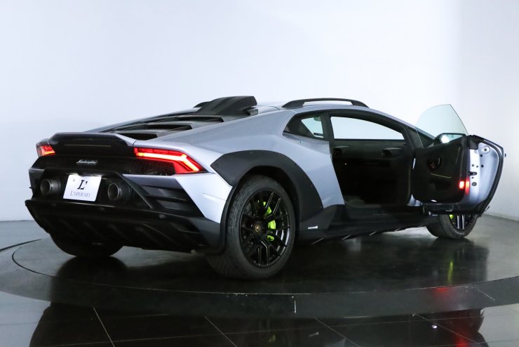 ランボルギーニ ウラカン ステラート 世界1499台限定 1オーナー 走行