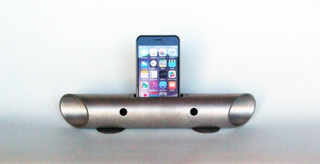 世界初】マグネシウム製スマートフォン用無電源スピーカー バイオン