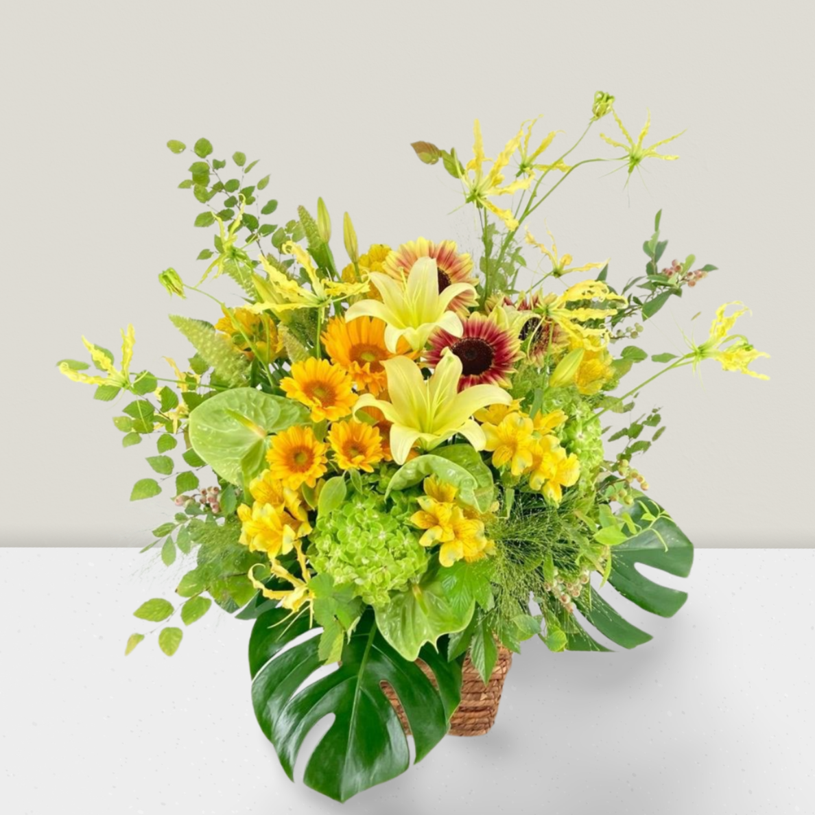 イエロー系おまかせアレンジメント Y-28（カラー：イエロー）｜ ｜with