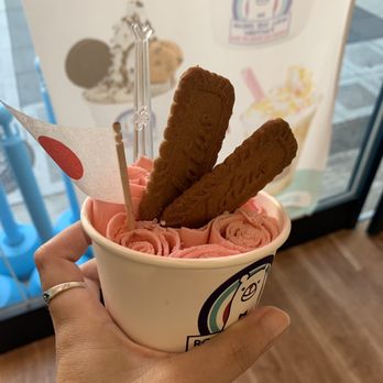 ロールアイスクリームファクトリー 道頓堀店 - Updated February 2026