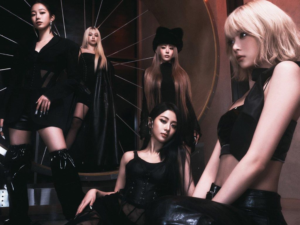 LE SSERAFIM】5th Mini Album 'HOT' 発売記念「全員サイン会」