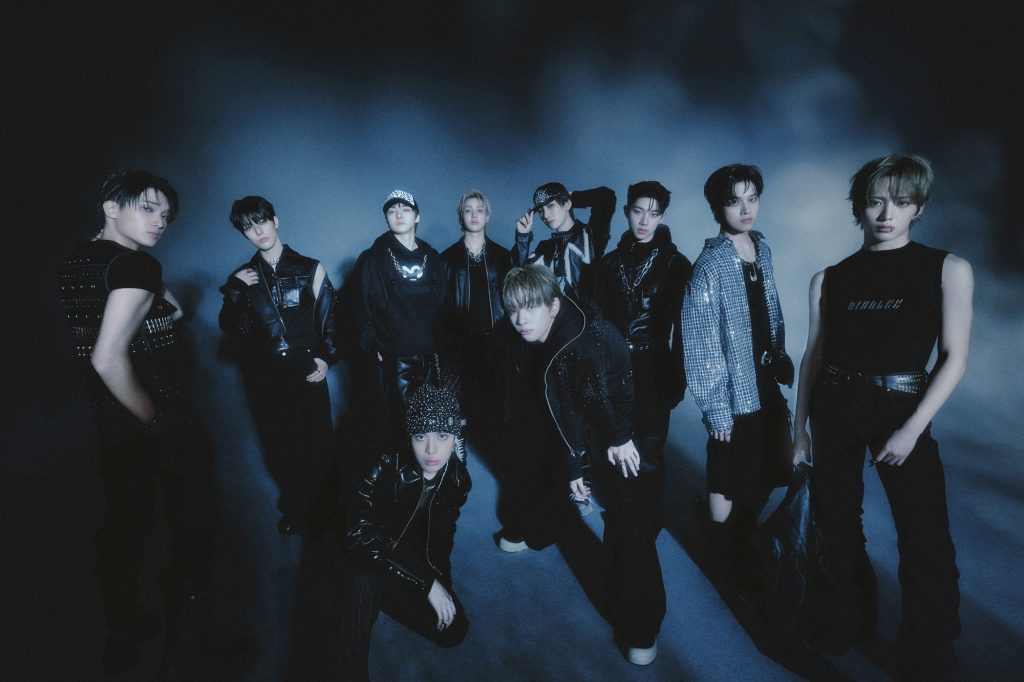 xikers】6TH MINI ALBUM [HOUSE OF TRICKY : WRECKING THE HOUSE]発売