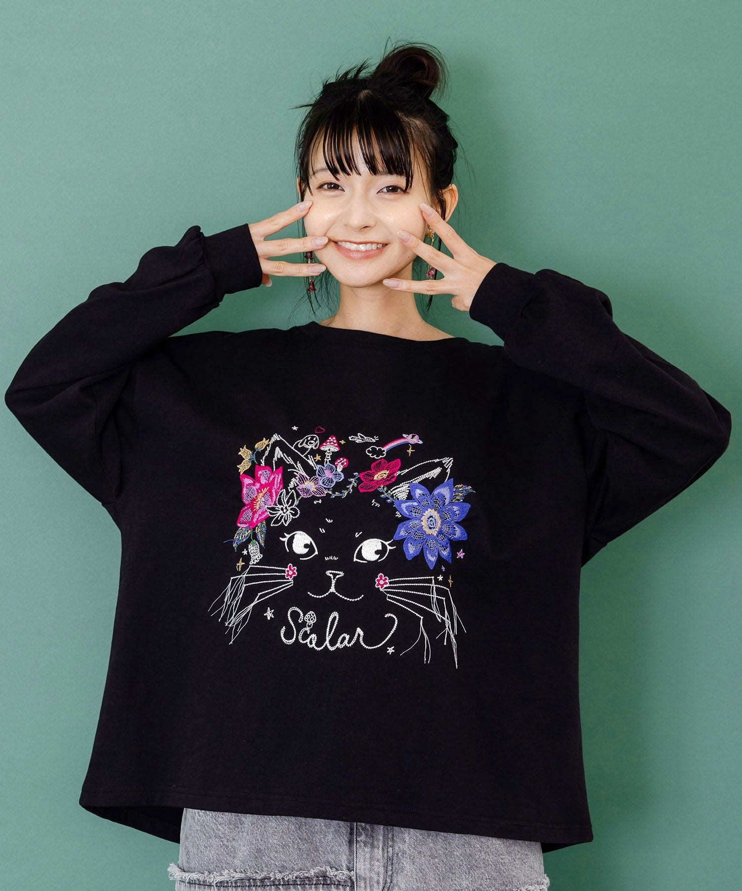 153699：花猫刺繍のミニ裏毛プルオーバーの通販-ScoLar